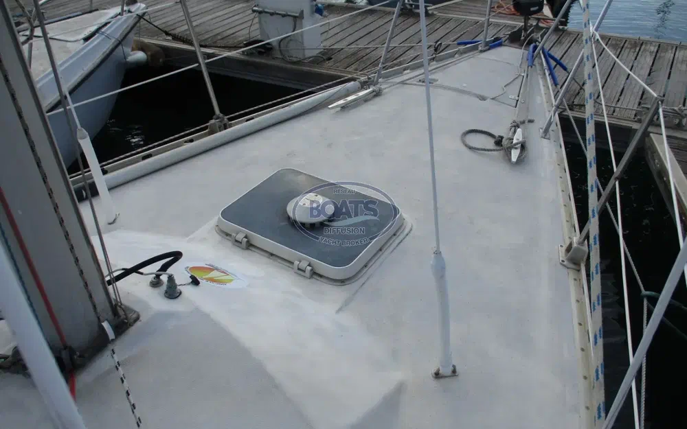 slider 12 Jeanneau Aquila
