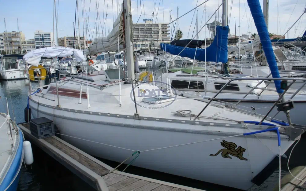 slider 14 Jeanneau Aquila