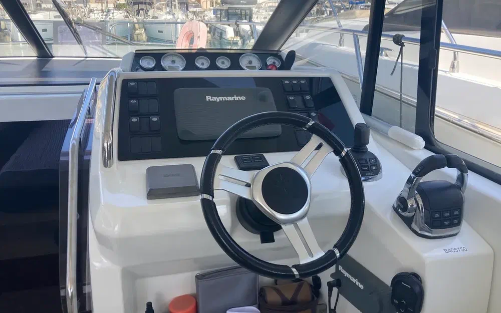 slider 24 Jeanneau Leader 36