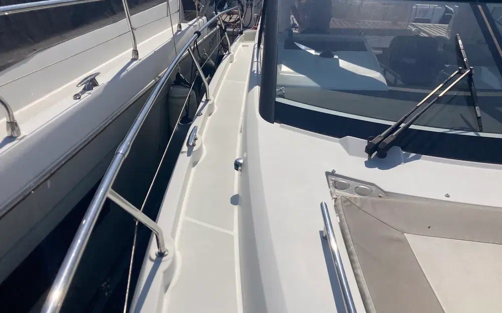 slider 6 Jeanneau Leader 36