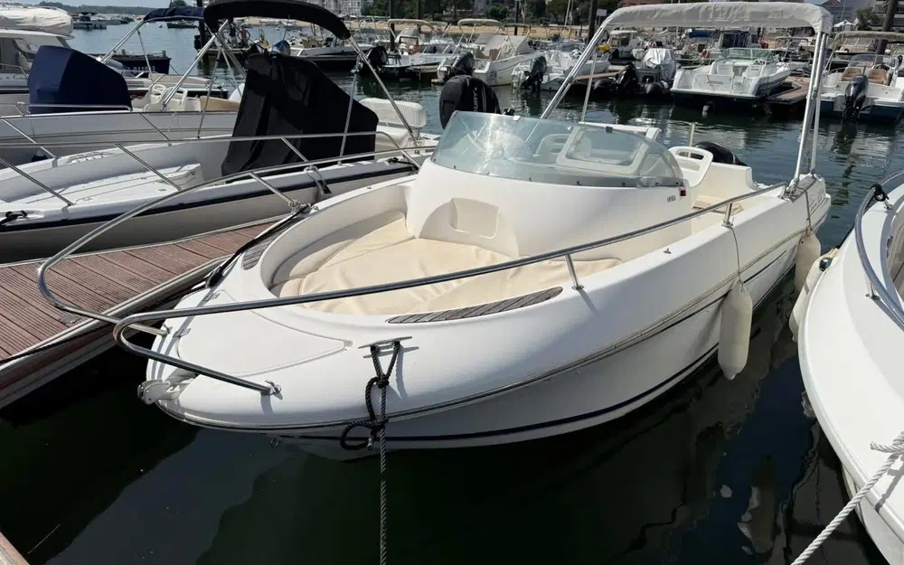 slider 1 Jeanneau Cap camarat 625 WA