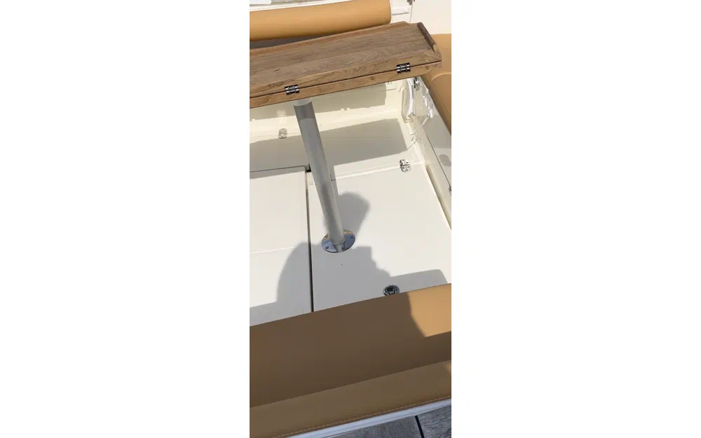 slider 2 Rhea 27 Open
