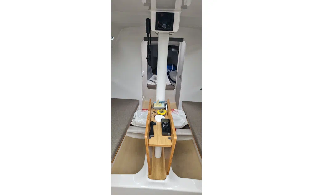 slider 5 Beneteau First 27