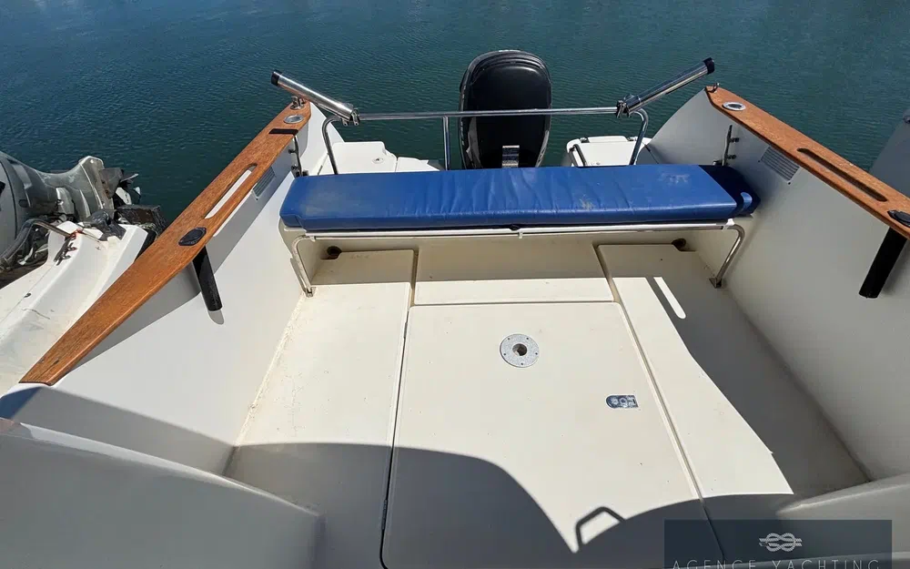 slider 15 Beneteau Antares 650 HB