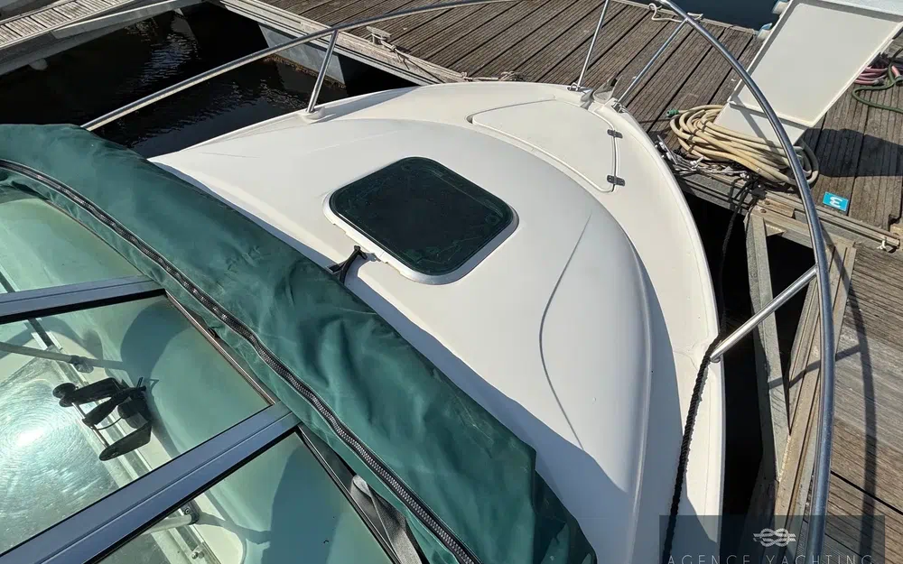 slider 12 Jeanneau Leader 605