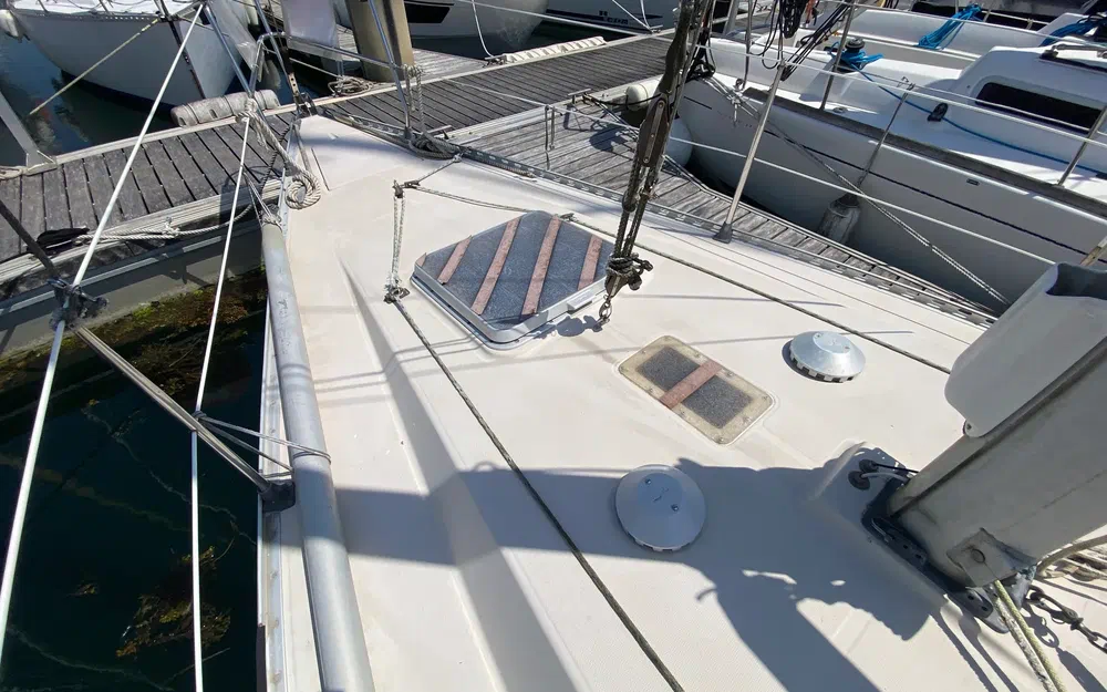 slider 9 Beneteau First 30