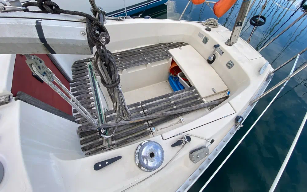 slider 6 Beneteau First 30