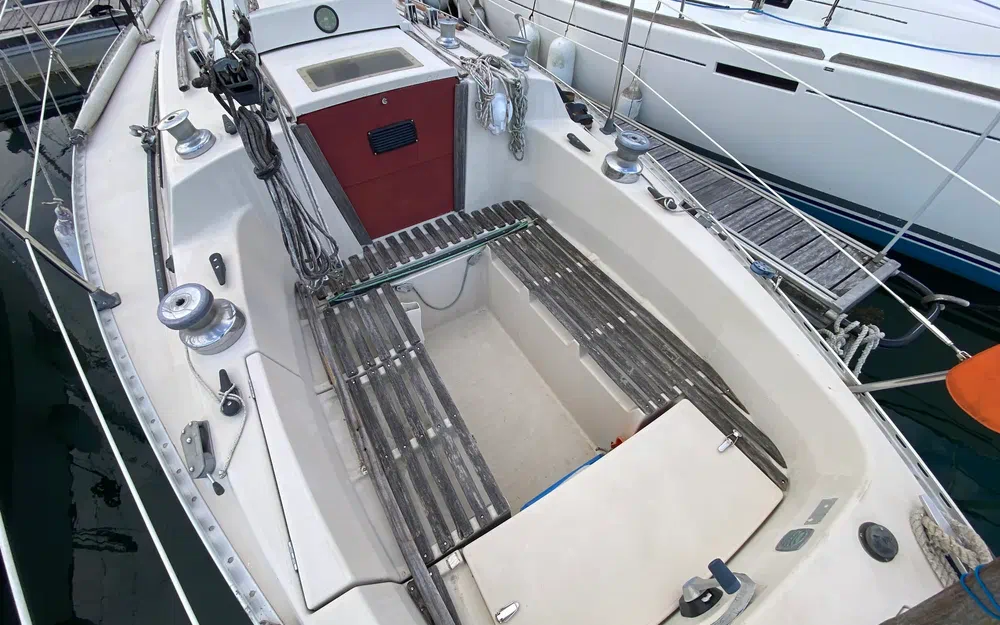 slider 7 Beneteau First 30
