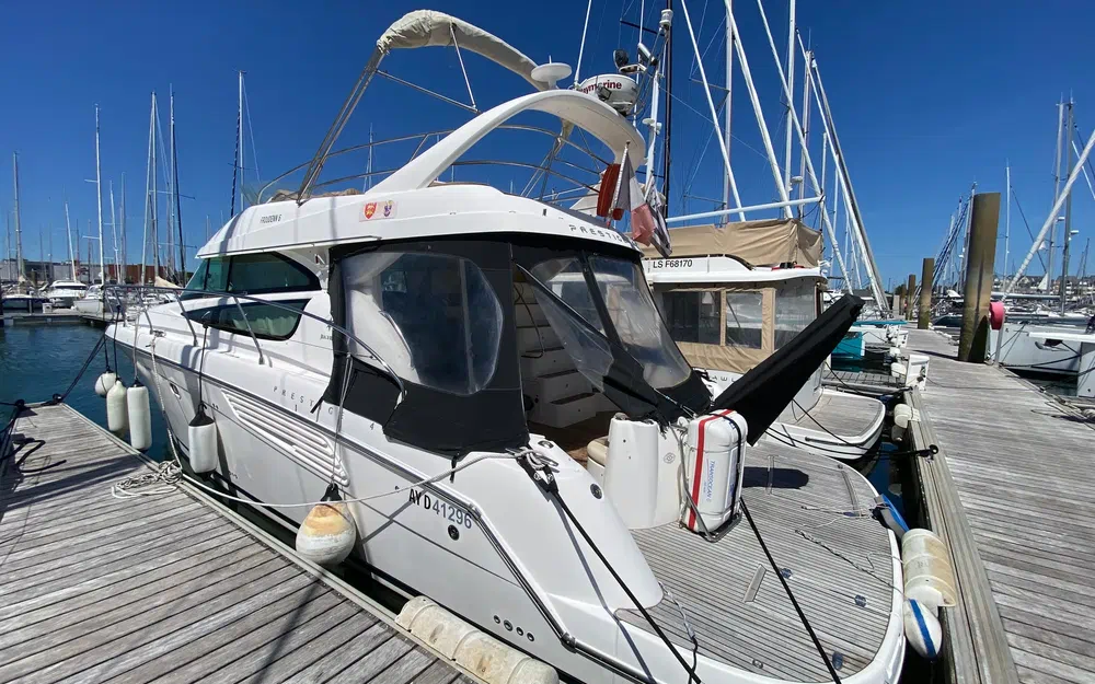 slider 0 Jeanneau Prestige 42 Fly