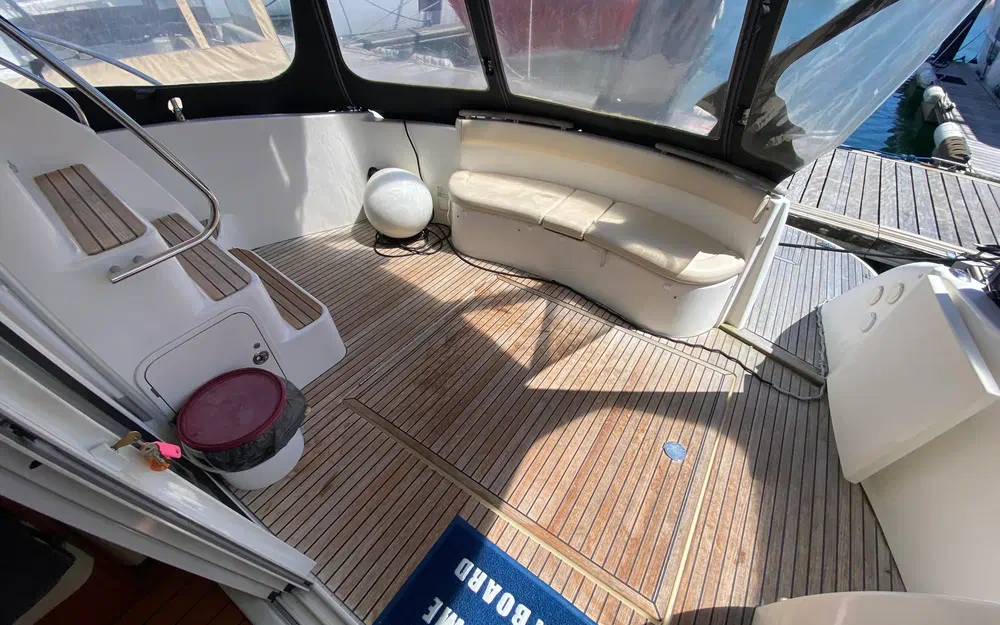 slider 2 Jeanneau Prestige 42 Fly