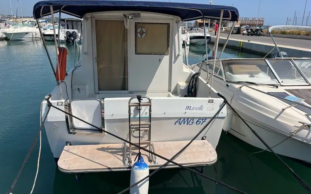 slider 0 Beneteau Antares 800