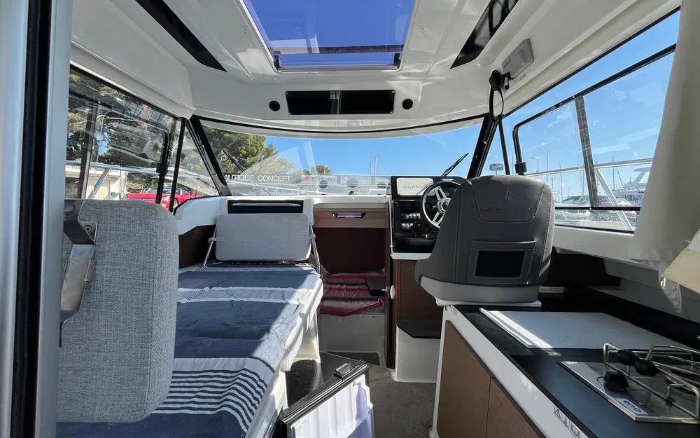 slider 21 Jeanneau Merry fisher 795 S2