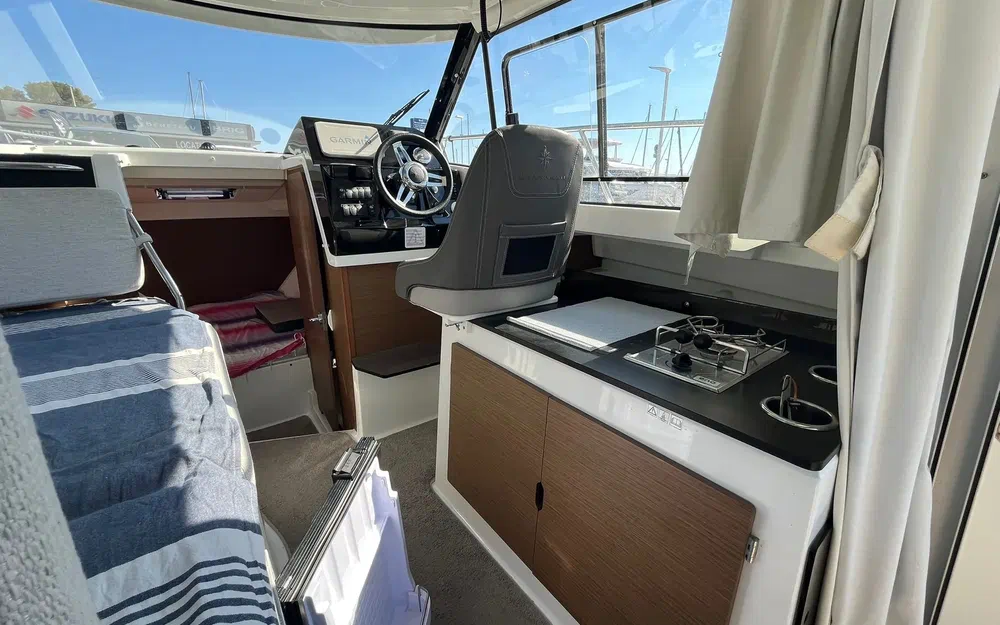 slider 24 Jeanneau Merry fisher 795 S2