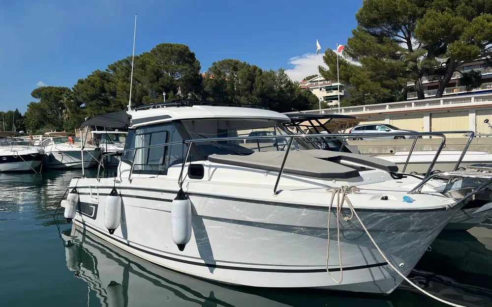 slider 2 Jeanneau Merry fisher 795 S2
