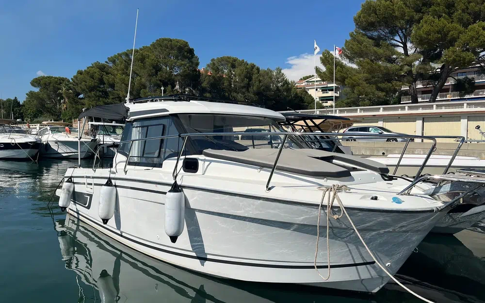 slider 1 Jeanneau Merry fisher 795 S2