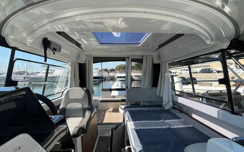 slider 19 Jeanneau Merry fisher 795 S2