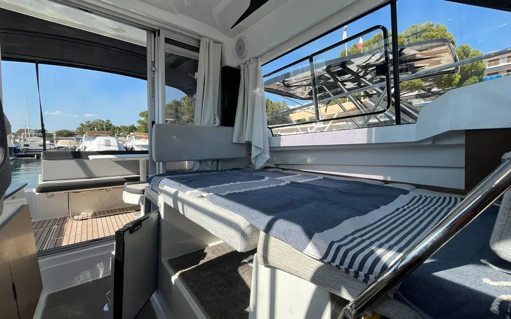 slider 20 Jeanneau Merry fisher 795 S2