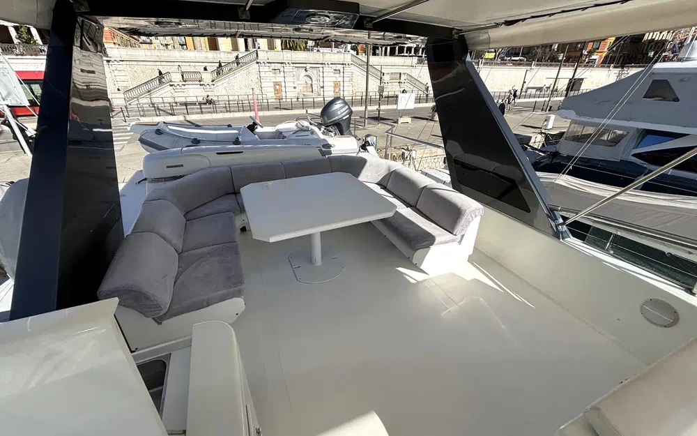 slider 10 Azimut 76