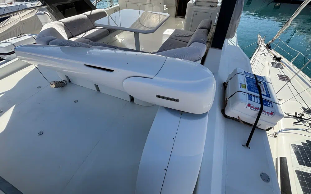 slider 12 Azimut 76