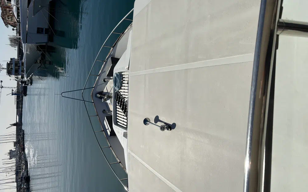 slider 15 Azimut 76