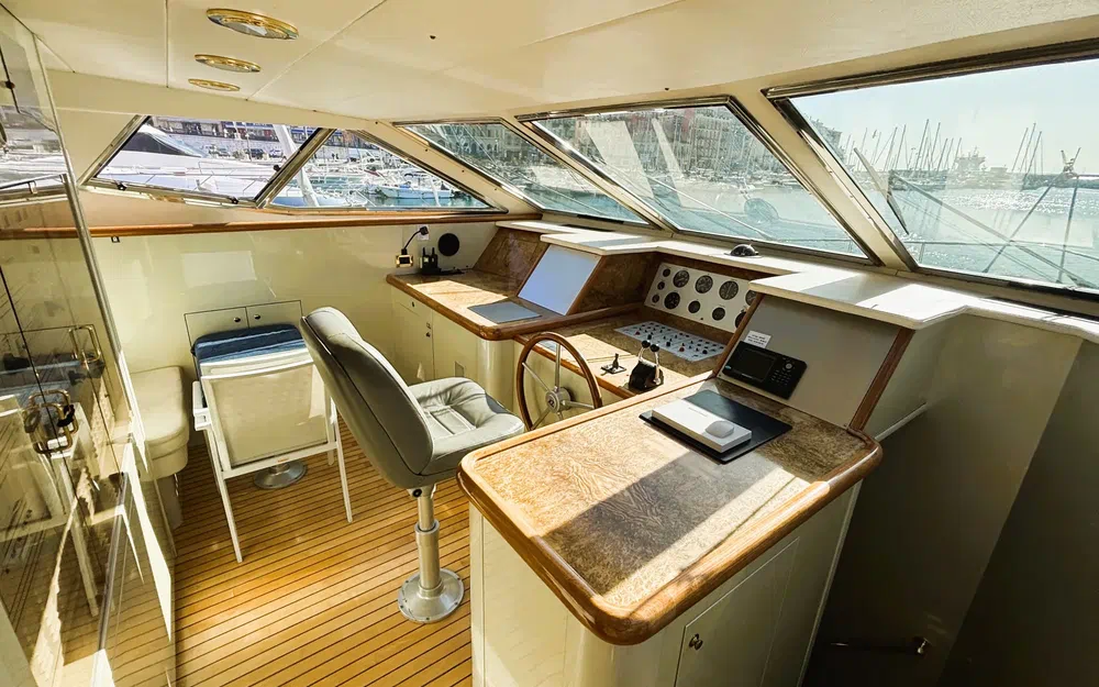 slider 23 Azimut 76