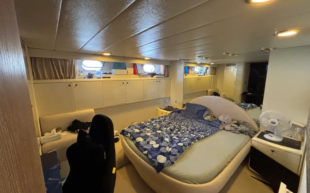 slider 26 Azimut 76