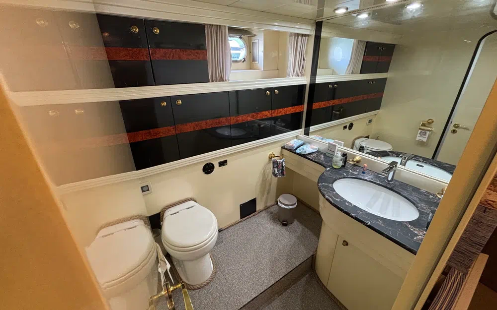 slider 28 Azimut 76