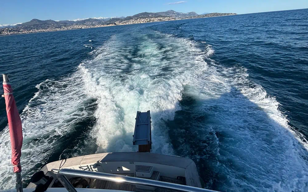 slider 41 Azimut 76