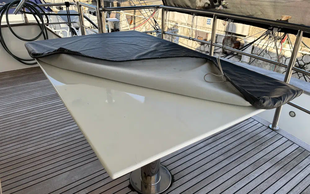 slider 6 Azimut 76