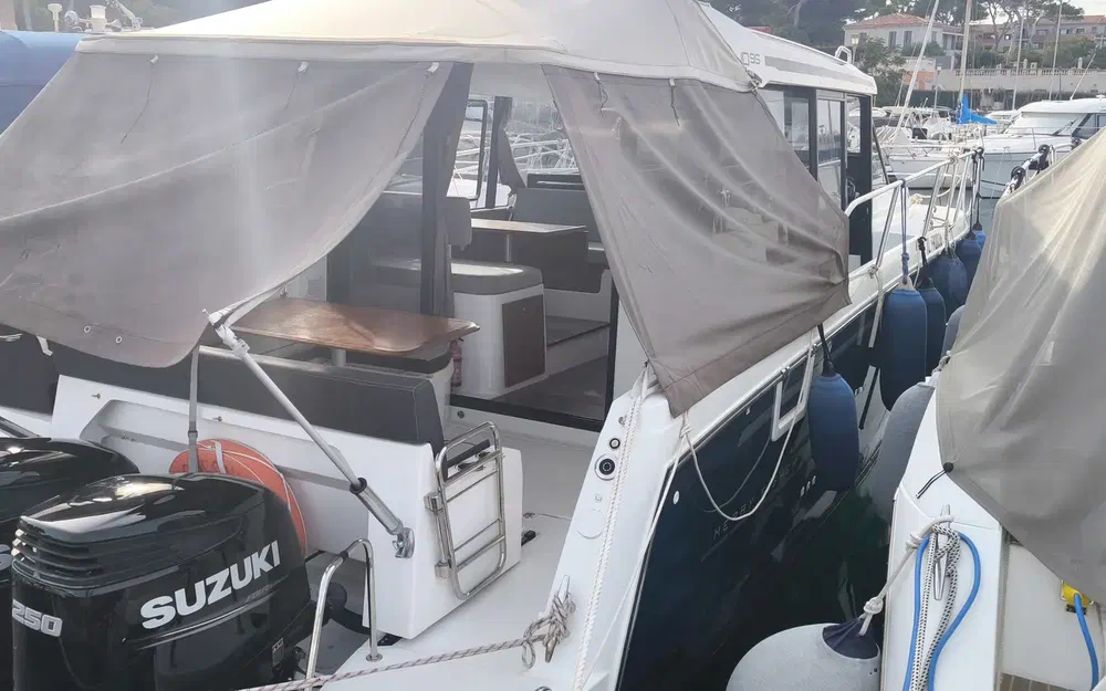 slider 12 Jeanneau Merry Fisher 1095