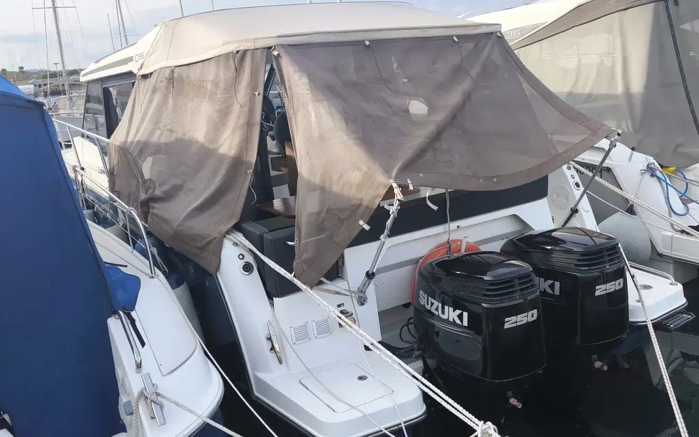 slider 7 Jeanneau Merry Fisher 1095