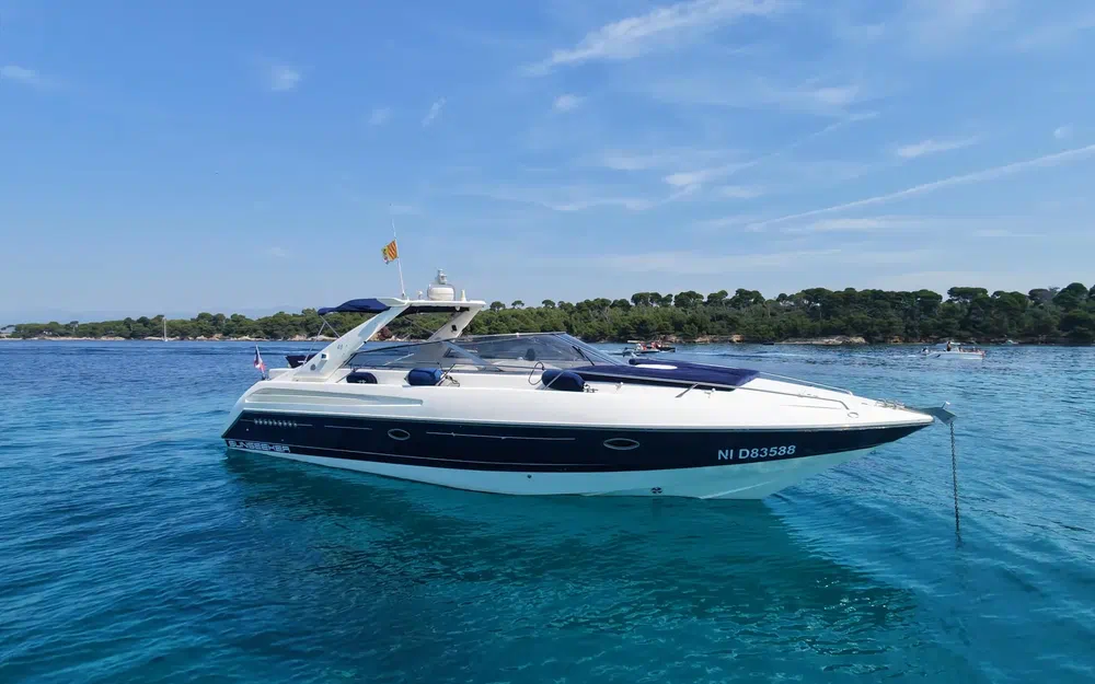 slider 1 Sunseeker Commanche 40