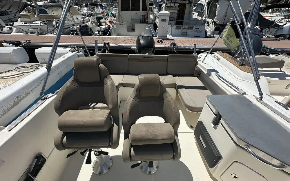 slider 3 Quicksilver Activ 755 Sundeck