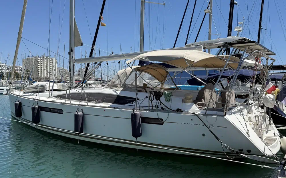 slider 1 Jeanneau 53