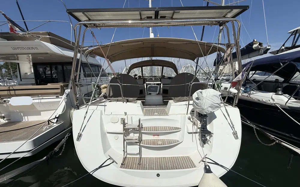 slider 3 Jeanneau 53