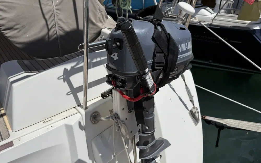 slider 4 Jeanneau 53