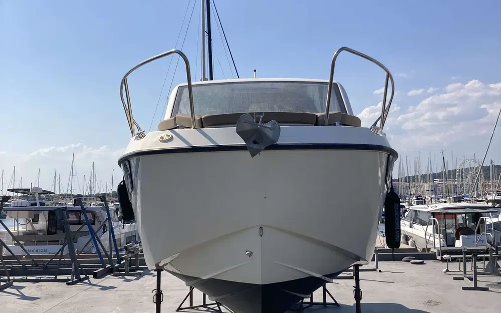 slider 17 Quicksilver Activ 755 Weekend