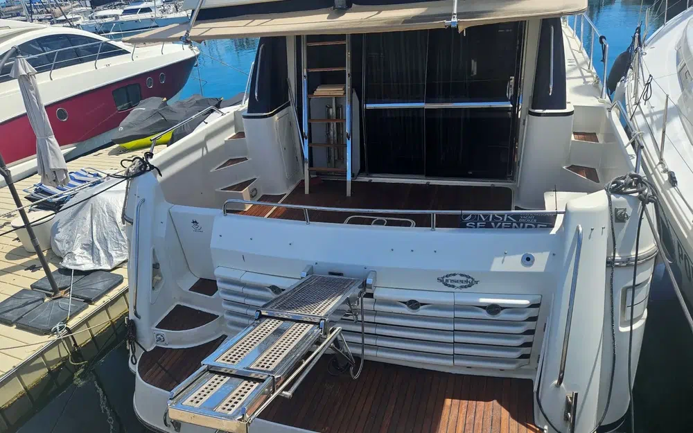 slider 2 Sunseeker Caribbean 52