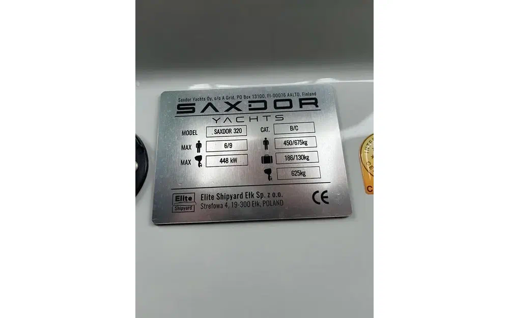 slider 13 Saxdor 320 GTC