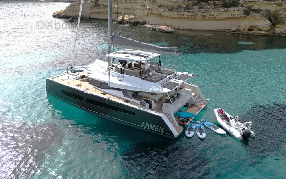 slider 0 Fountaine Pajot Samana 59