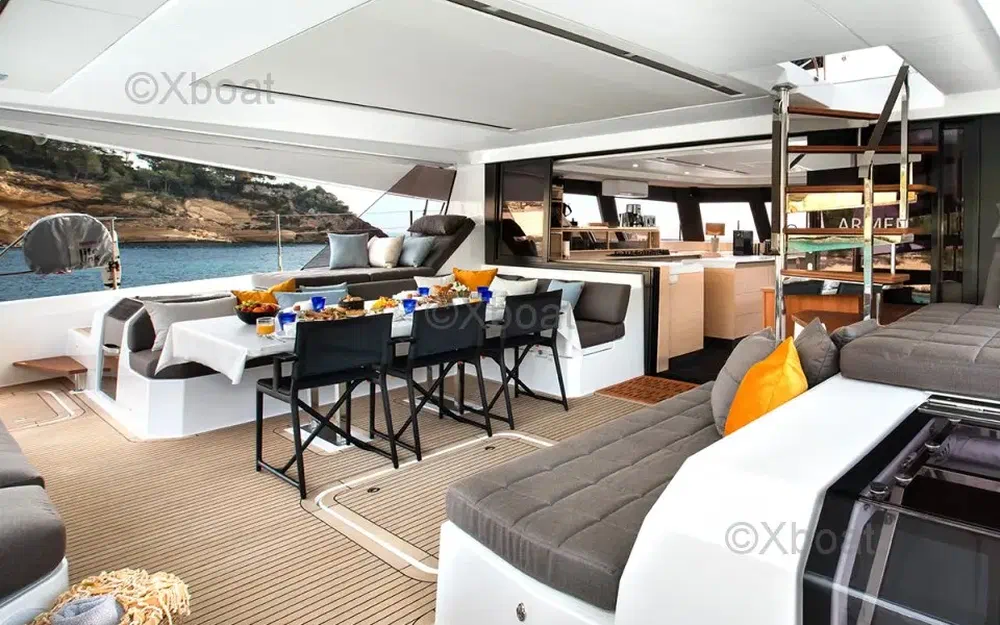slider 4 Fountaine Pajot Samana 59