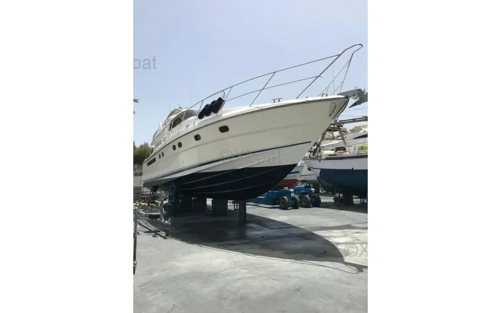 slider 10 Fairline Squadron 65