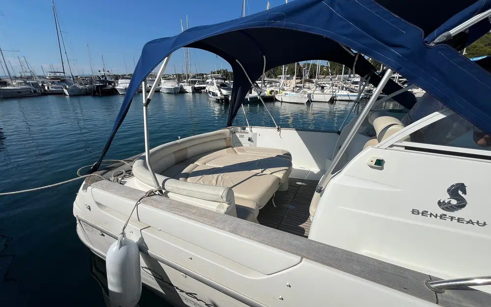 slider 23 Beneteau Ombrine 1001