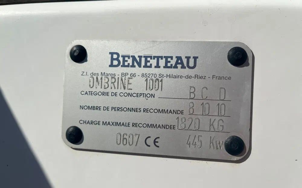 slider 30 Beneteau Ombrine 1001