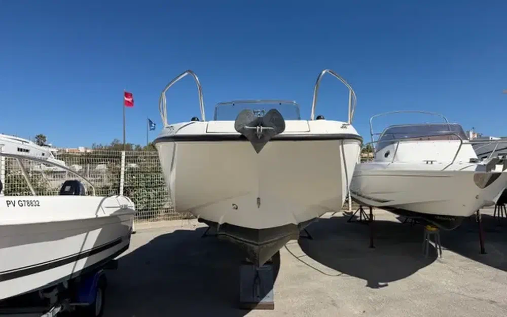 slider 2 Quicksilver 675 Open