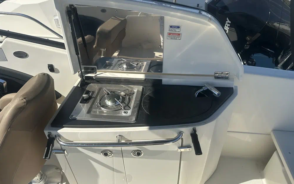 slider 3 Quicksilver Activ 755 Cruiser
