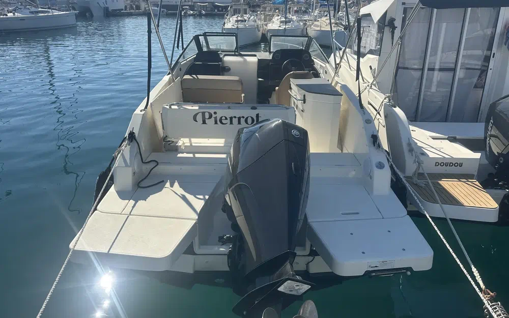 slider 0 Quicksilver Activ 755 Cruiser