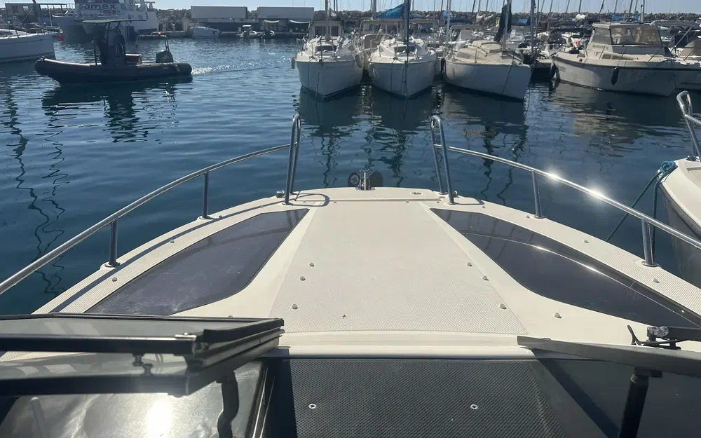 slider 4 Quicksilver Activ 755 Cruiser