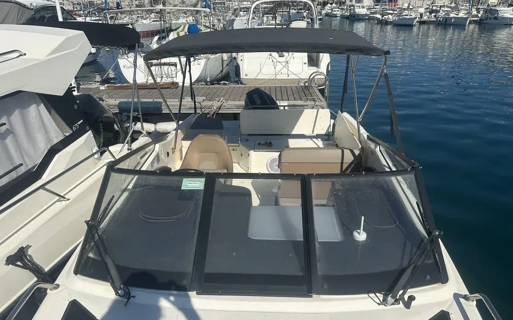 slider 6 Quicksilver Activ 755 Cruiser