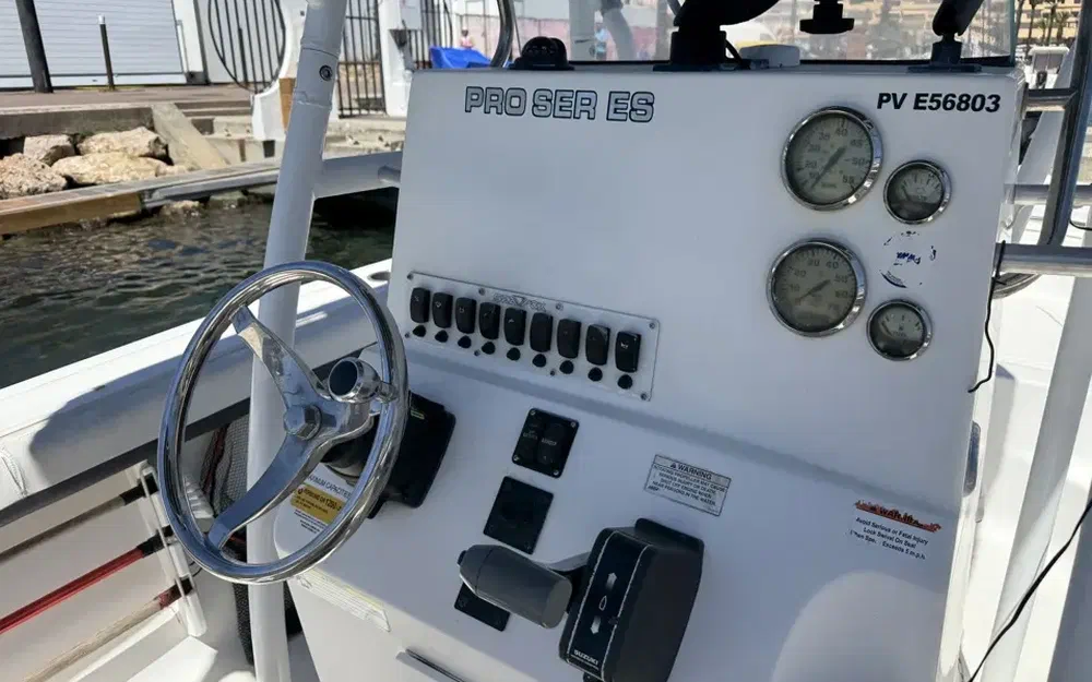 slider 9 Sea Fox 216 CC